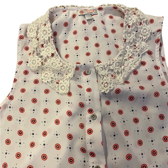 Her Universe Marvel Captain America top with tie - Picture 4 of 11